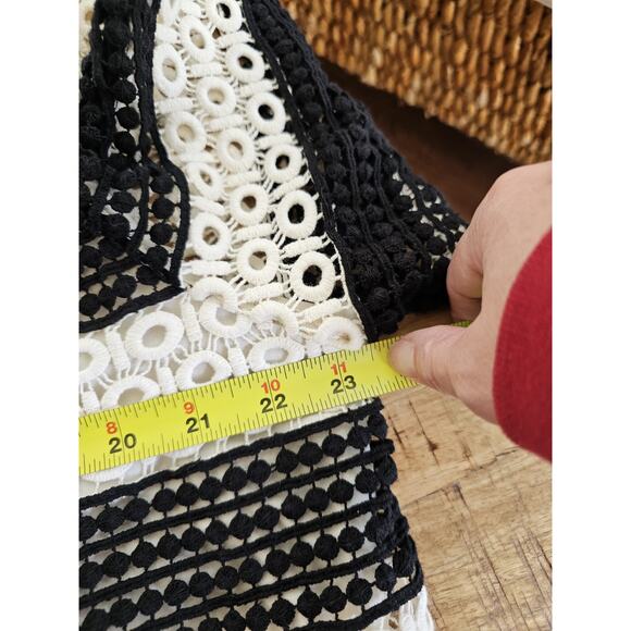 Talbots Eyelet Crocheted Black & White Striped Blouse 3/4 Sleeve Size XL NWT - Picture 7 of 9